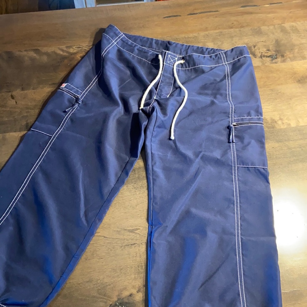 Woman’s blue clamdiggers